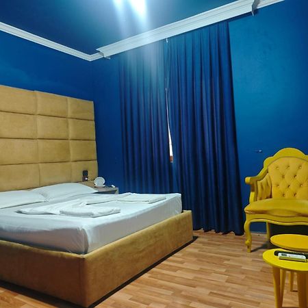Boutique Artist Hotel Tirana Buitenkant foto