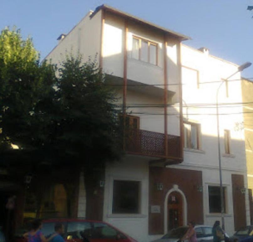 Boutique Artist Hotel Tirana Buitenkant foto