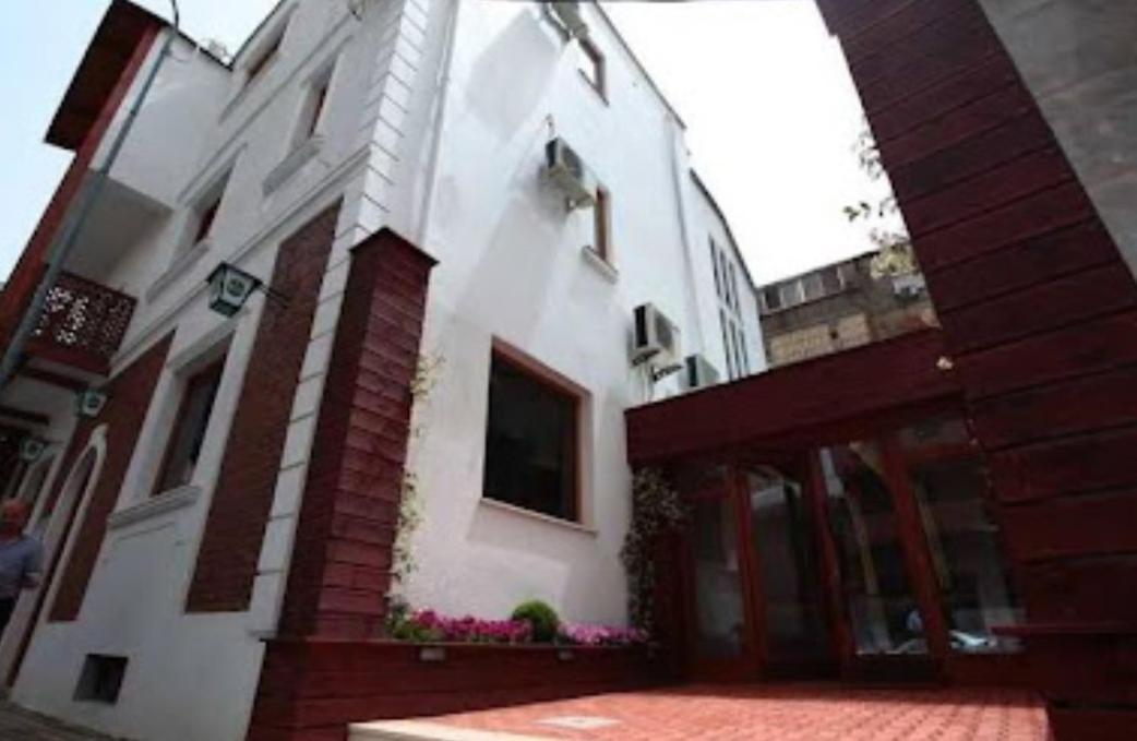 Boutique Artist Hotel Tirana Buitenkant foto