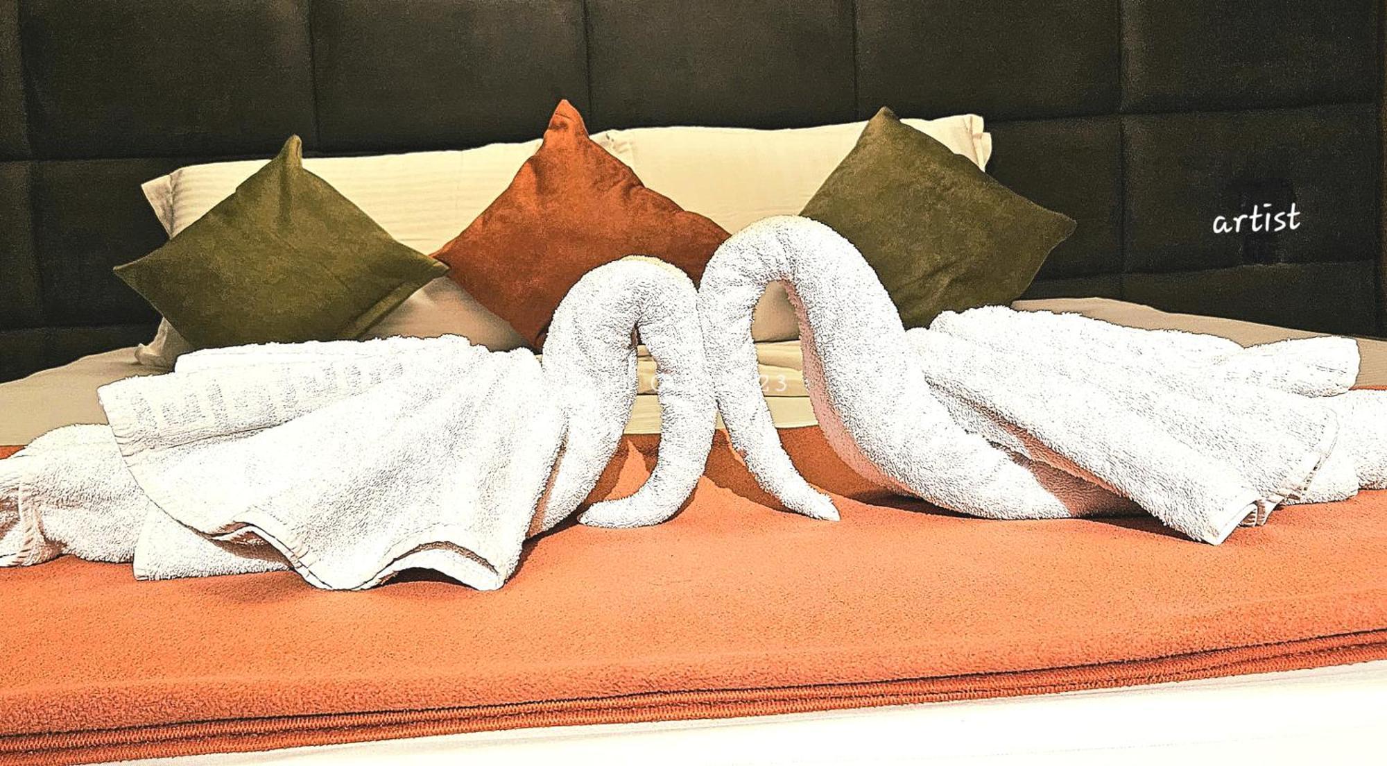 Boutique Artist Hotel Tirana Buitenkant foto