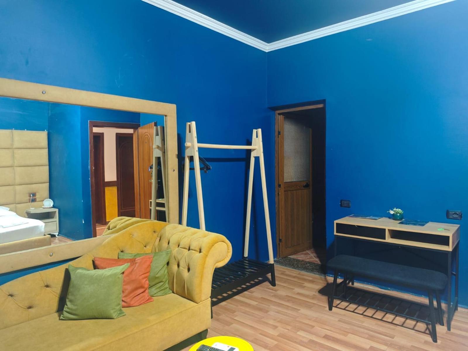 Boutique Artist Hotel Tirana Buitenkant foto