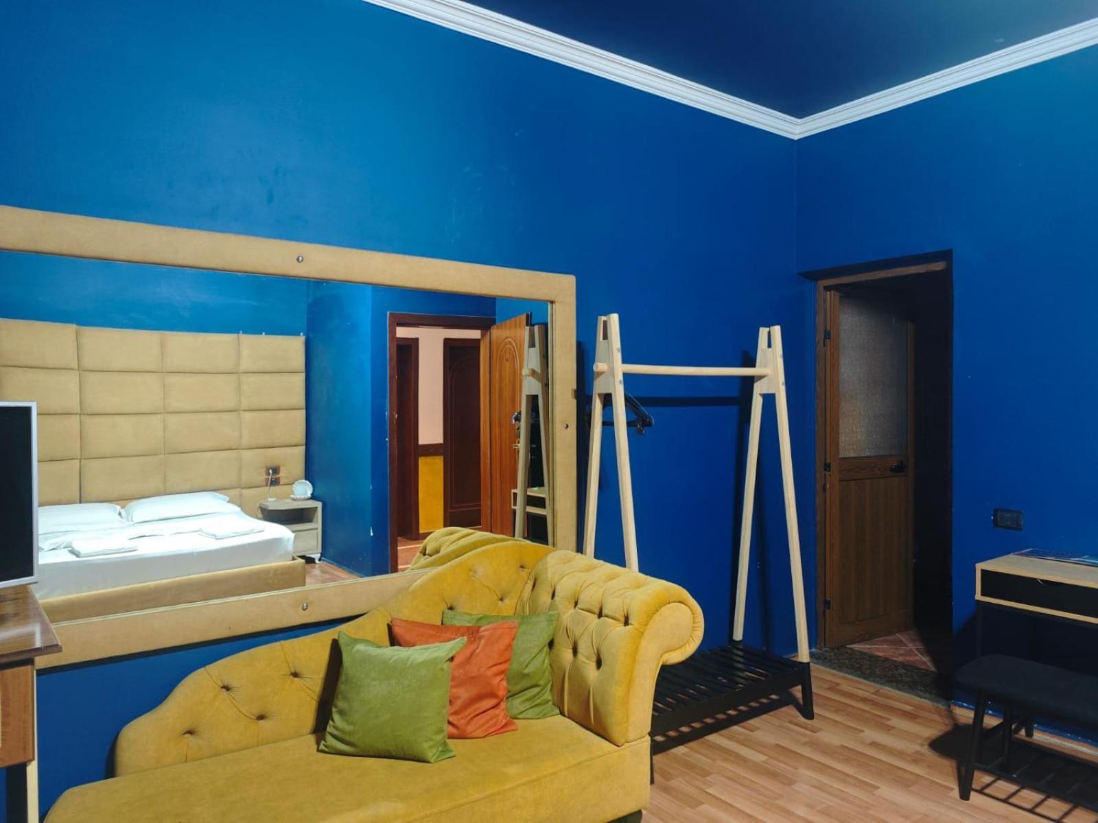 Boutique Artist Hotel Tirana Buitenkant foto