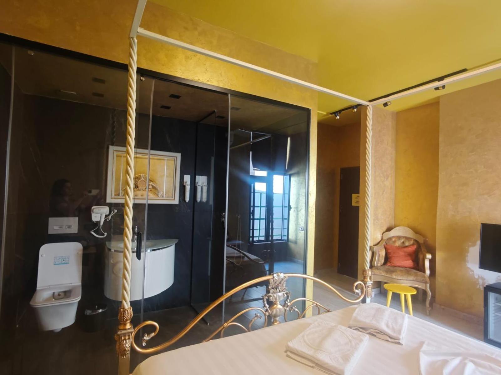 Boutique Artist Hotel Tirana Buitenkant foto